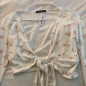 BRANDY MELVILLE SHIRT!!